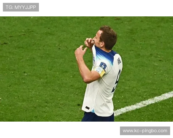 凯恩留守热刺是否错失生涯关键窗口