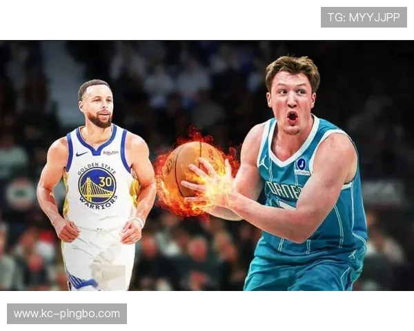 库里绕后无球拉开空间效率比肩昔日三分王
